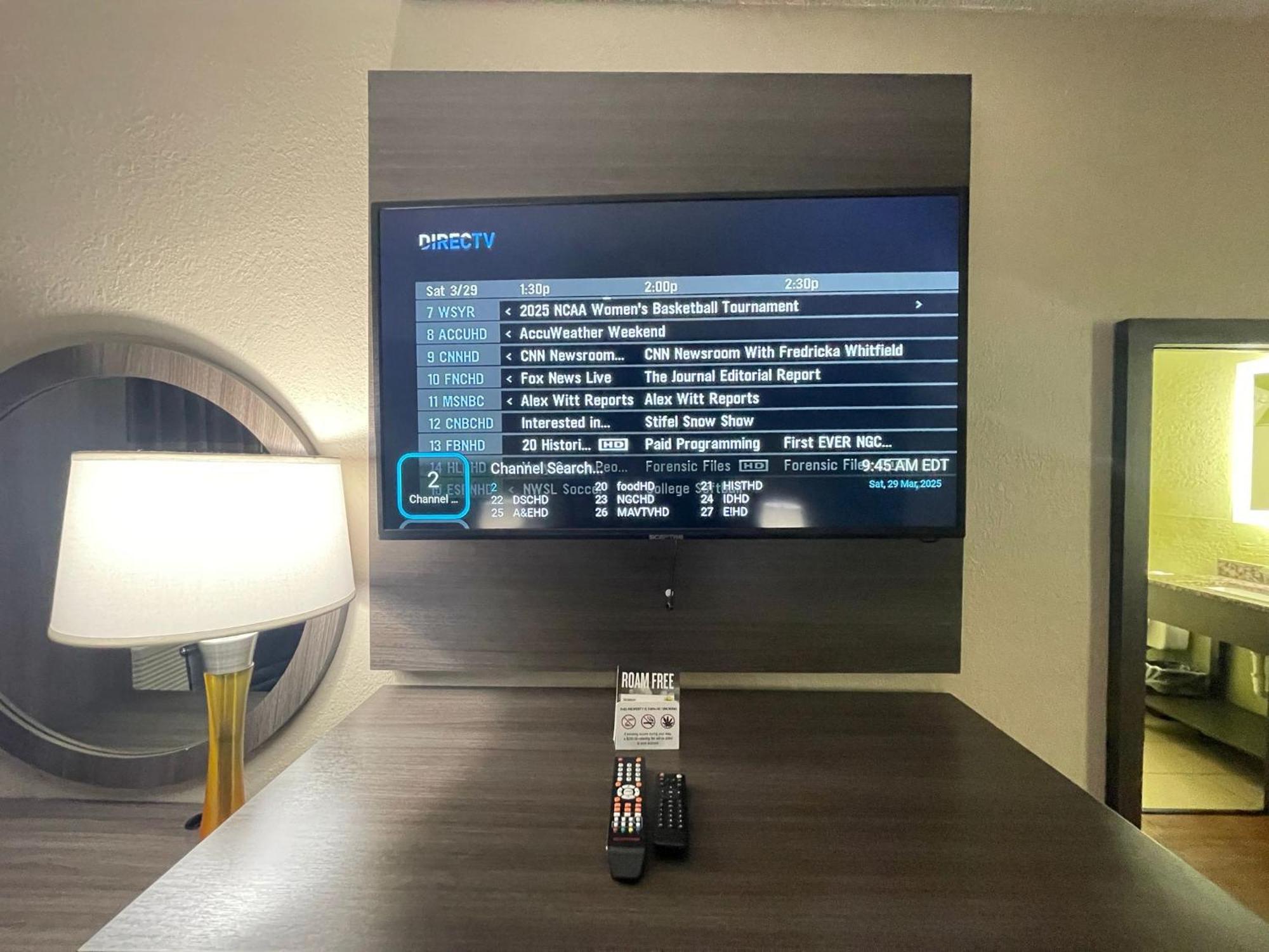 Super 8 By Wyndham Ithaca Hotell Eksteriør bilde