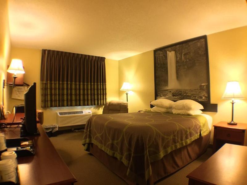 Super 8 By Wyndham Ithaca Hotell Eksteriør bilde